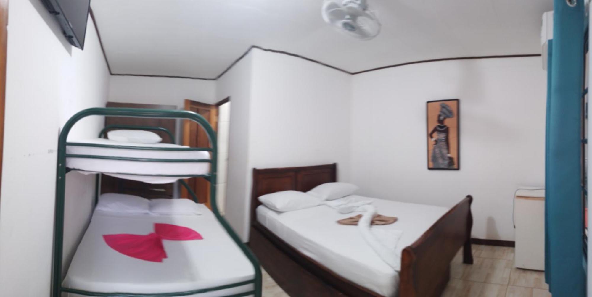 Cabinas Smith Cahuita Ruang foto