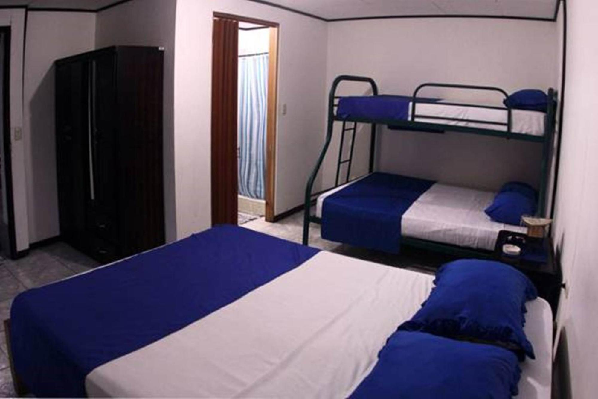 Cabinas Smith Cahuita Ruang foto