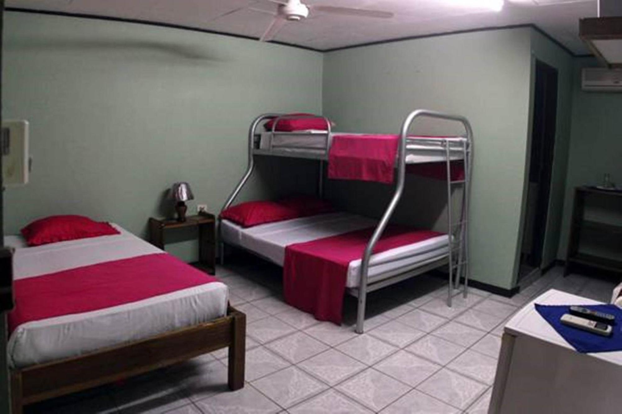 Cabinas Smith Cahuita Ruang foto