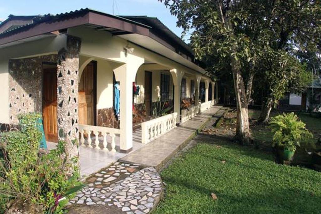 Cabinas Smith Cahuita Ruang foto